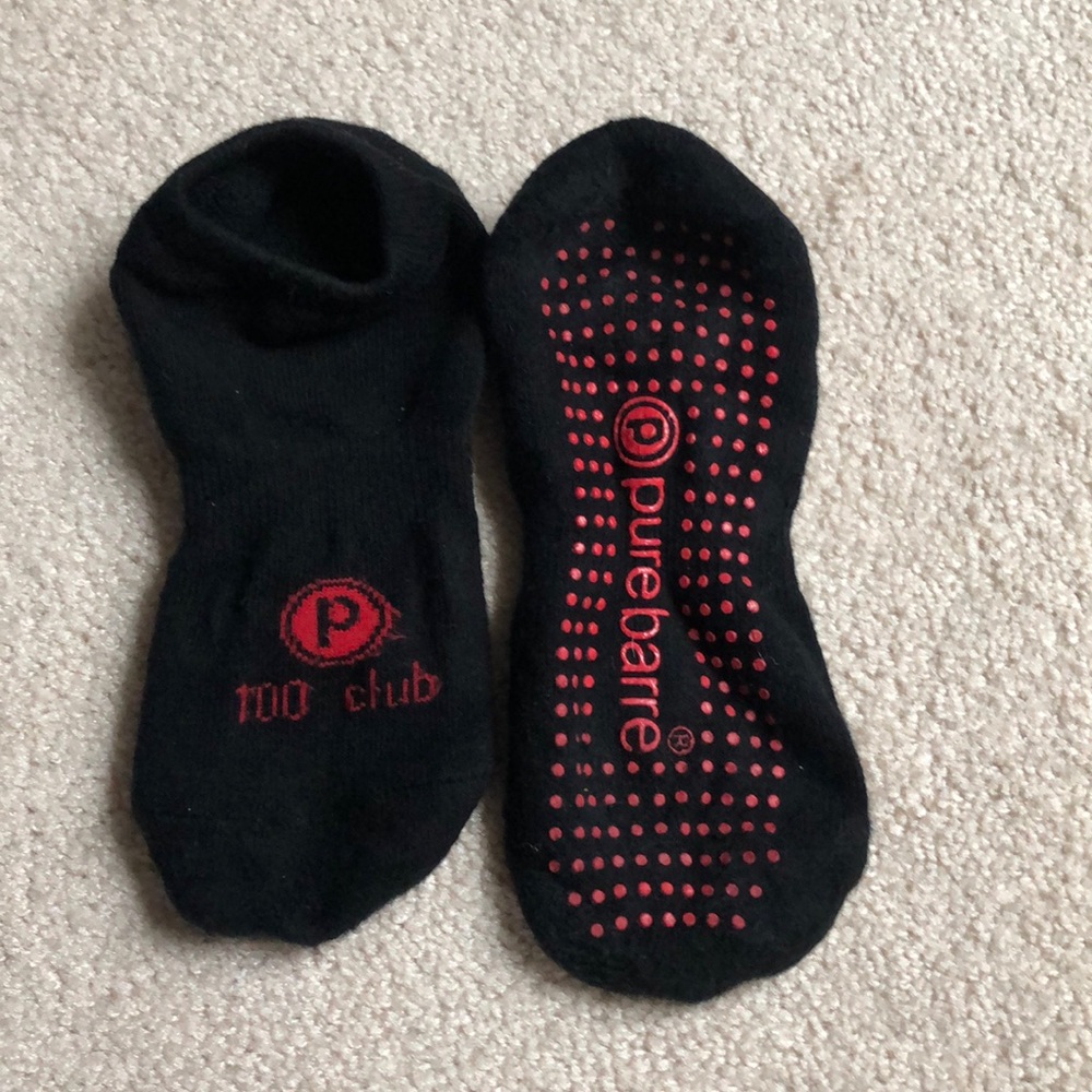 100 Club pure barre grippy socks. Medium.